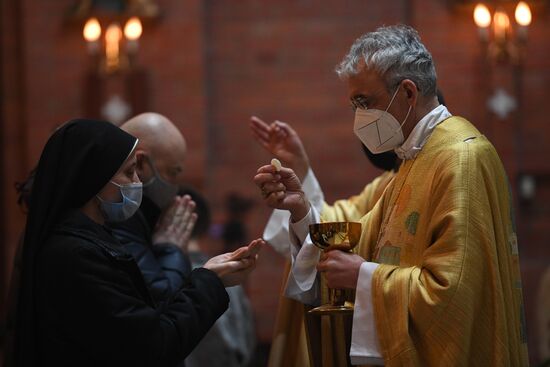 Russia Catholic Easter