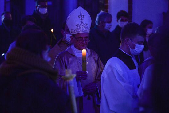 Worldwide Catholic Easter