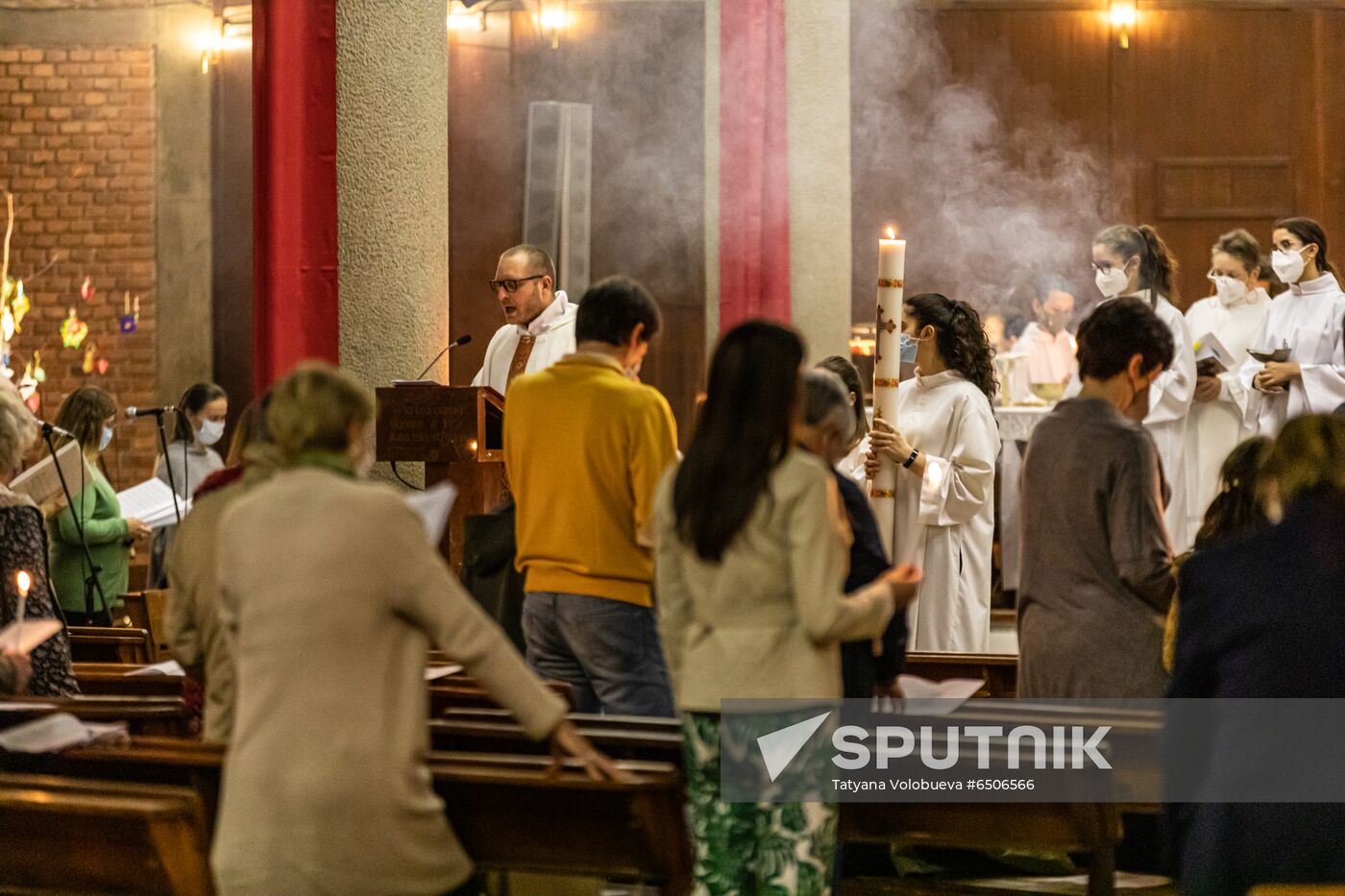 Worldwide Catholic Easter