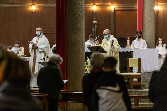 Worldwide Catholic Easter