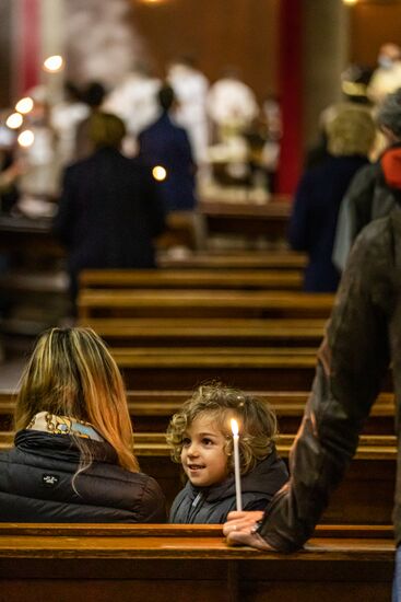 Worldwide Catholic Easter
