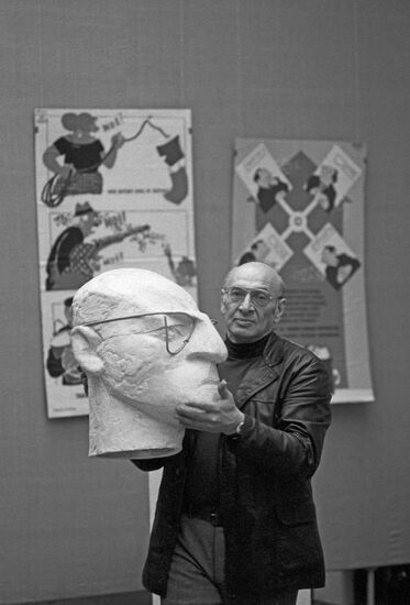 Sculptor Vladimir Zimmerling