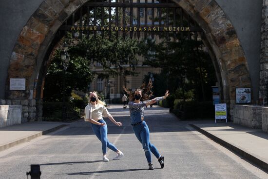 Hungary Coronavirus Daily Life