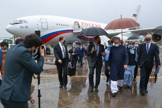 Pakistan Russia