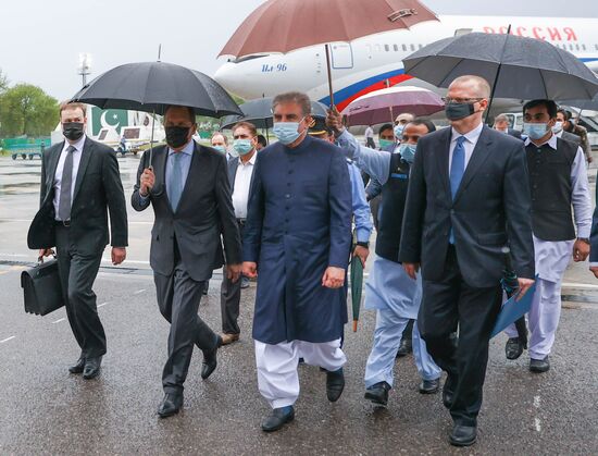 Pakistan Russia