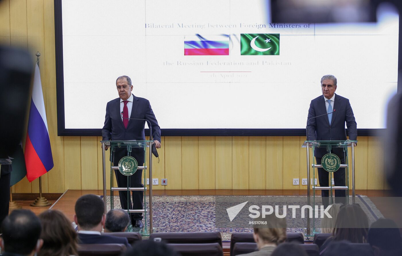 Pakistan Russia
