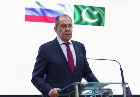 Pakistan Russia