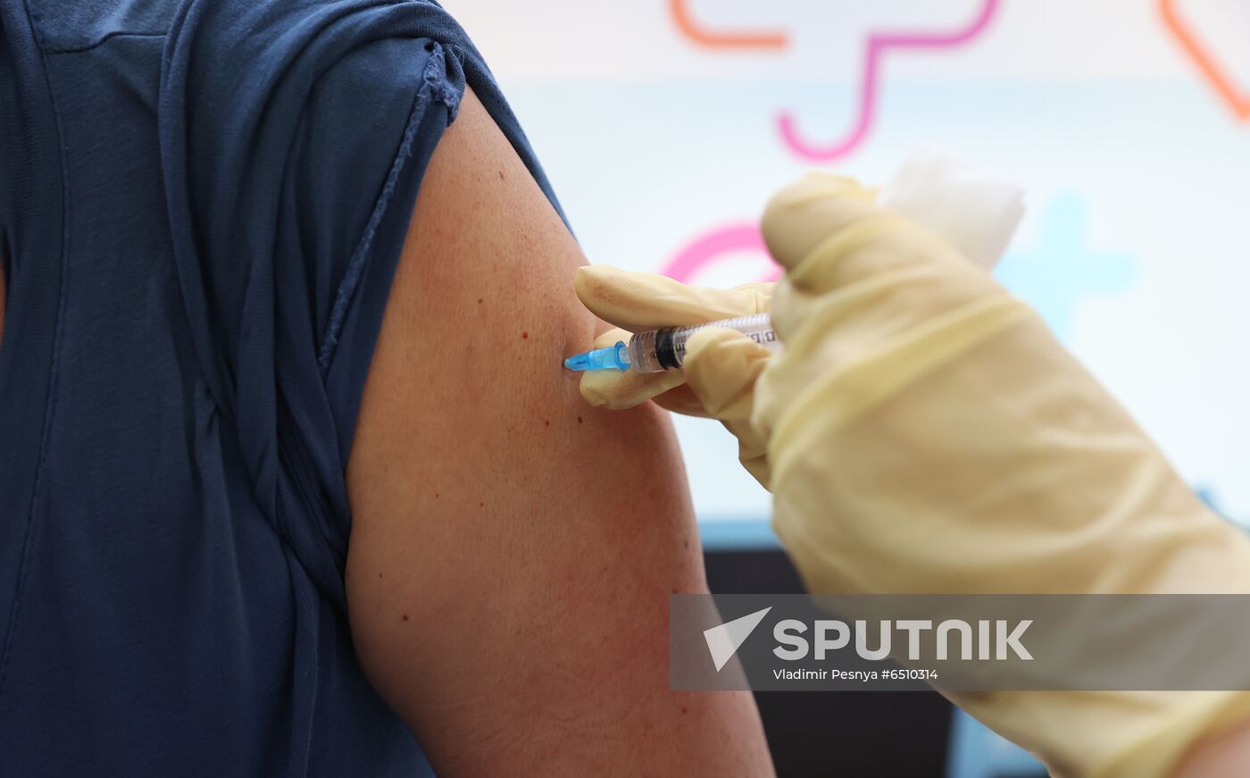 Russia Coronavirus Vaccination