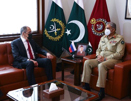 Pakistan Russia