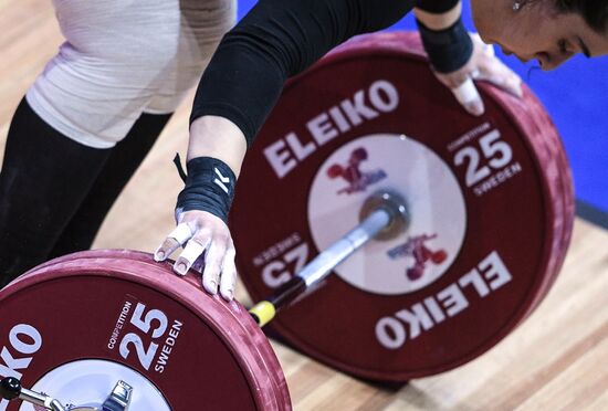 Russia Weightlifting European Championships