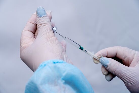 Kazakhstan Russia Coronavirus Vaccination 