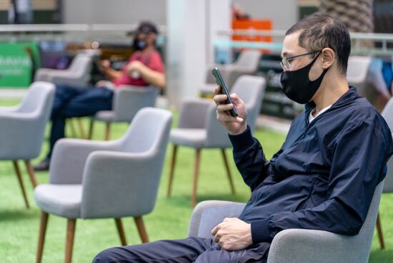 Kazakhstan Russia Coronavirus Vaccination 