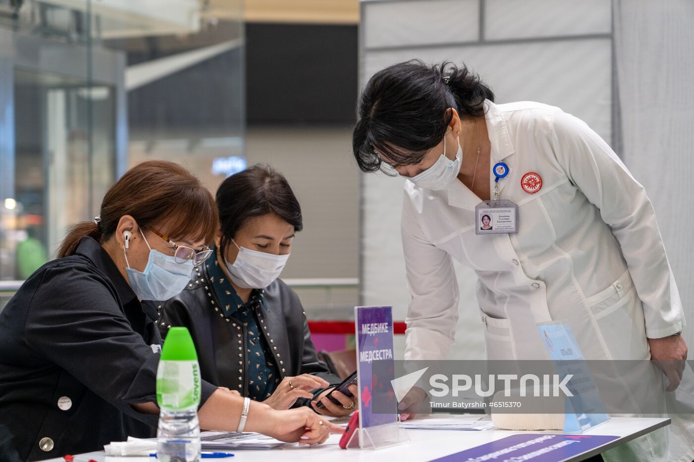 Kazakhstan Russia Coronavirus Vaccination