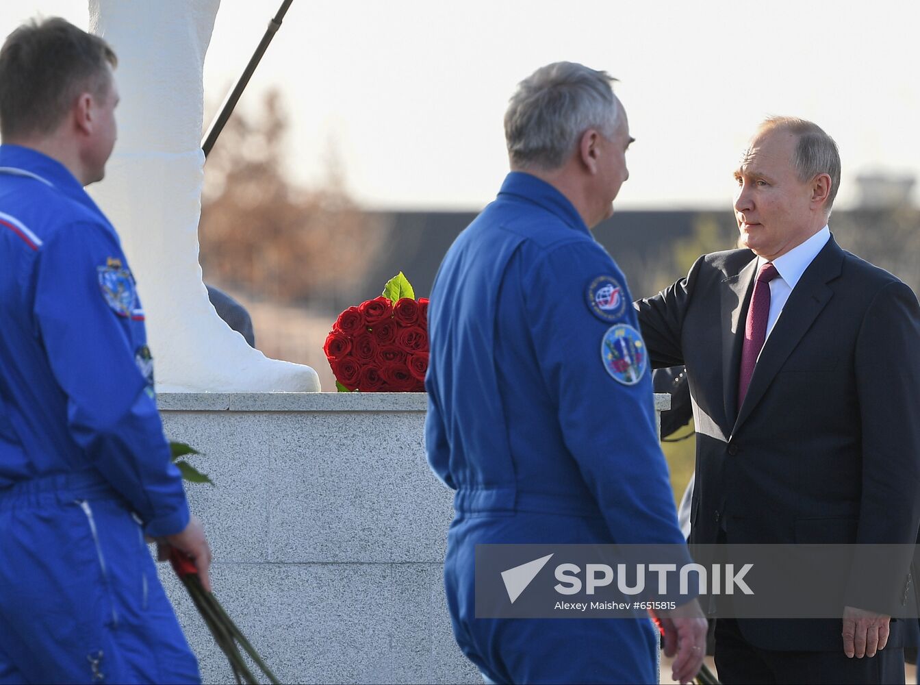 Russia Putin Cosmonautics Day