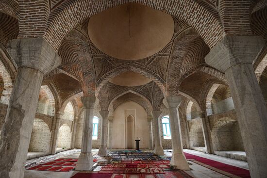 Azerbaijan Yukhari Govhar Agha Mosque