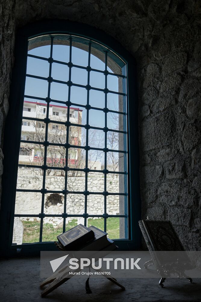 Azerbaijan Yukhari Govhar Agha Mosque