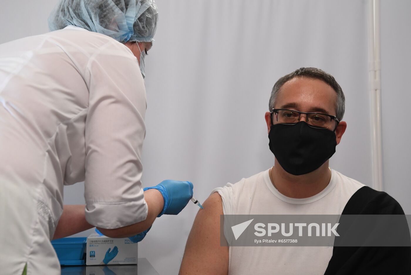 Russia Coronavirus Vaccination 