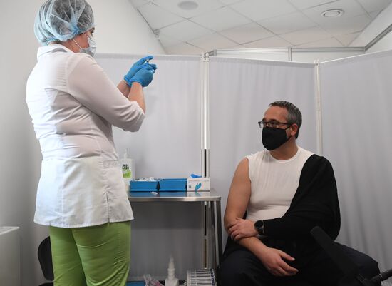 Russia Coronavirus Vaccination 