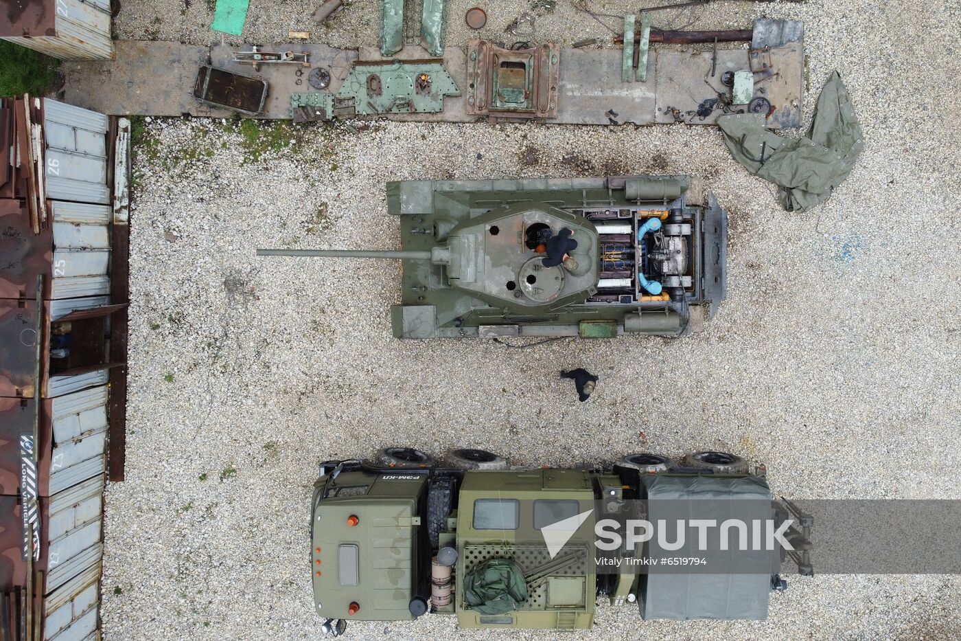 Russia T-34 Tank Restoration