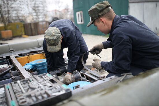 Russia T-34 Tank Restoration