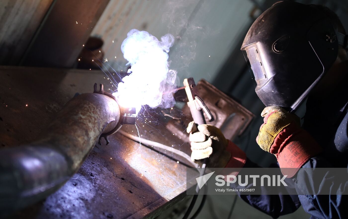 Russia T-34 Tank Restoration