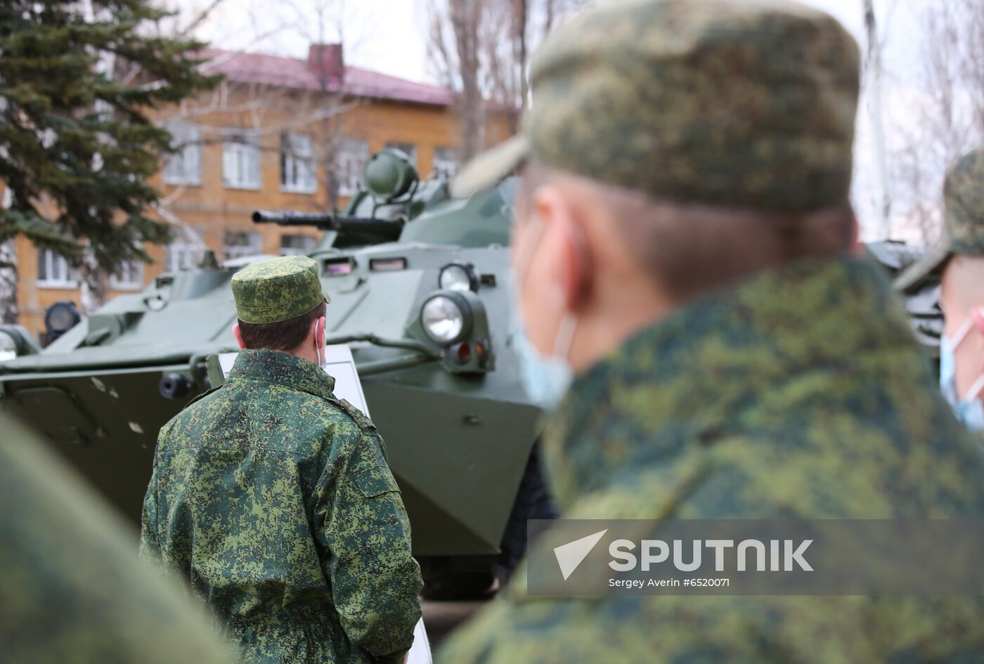 Ukraine DPR Conscription