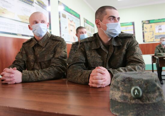 Ukraine DPR Conscription