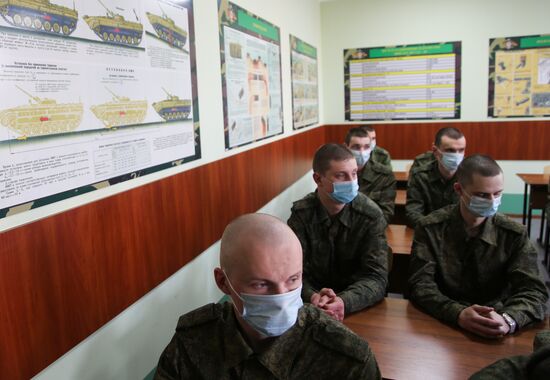 Ukraine DPR Conscription