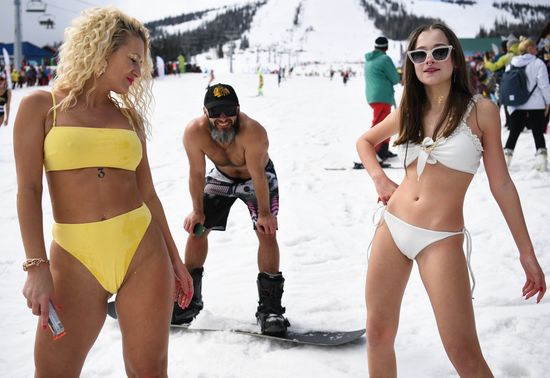 Russia Bikini Alpine Festival