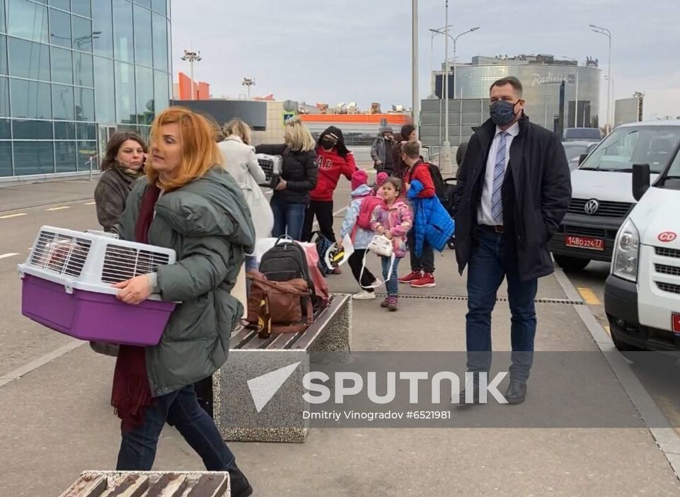 Russia Czech Republic Diplomats Expelling