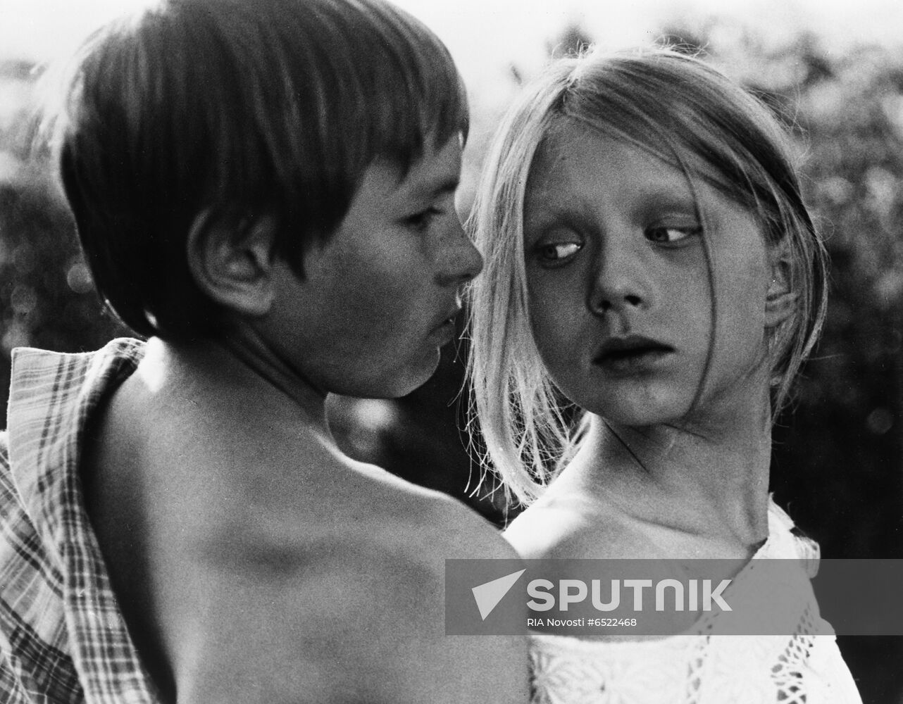 Still from film Blue Portrait