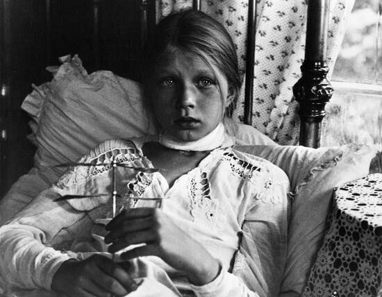 Still from film Blue Portrait