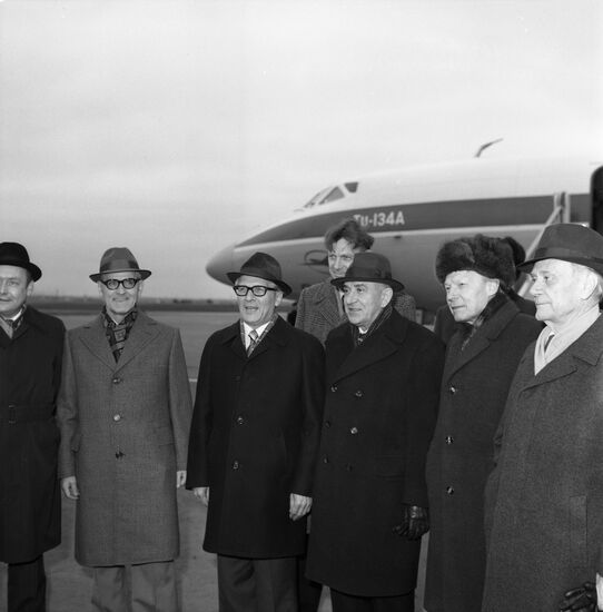 Delegation of German Democratic Republic arrives in Moscow