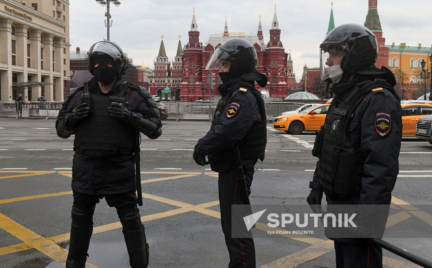 Russia Moscow Navalny Supporters Rally