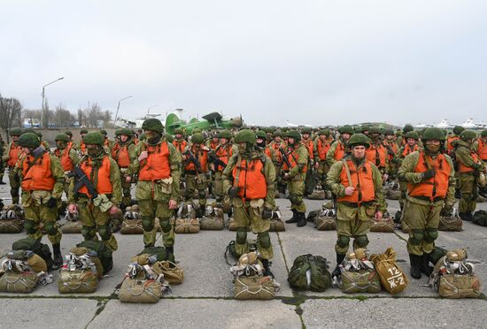 Russia Paratroopers Drills Departure