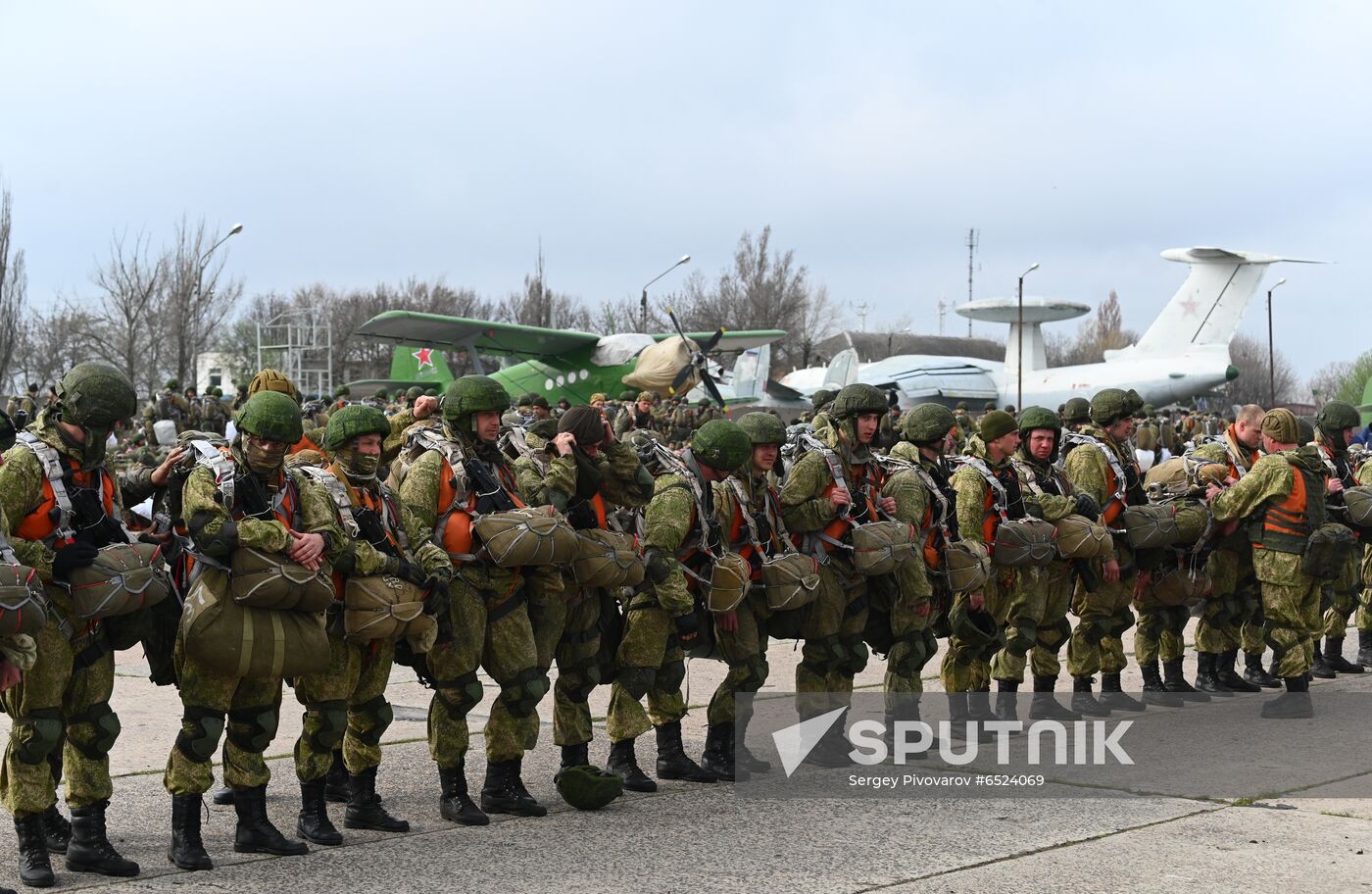 Russia Paratroopers Drills Departure