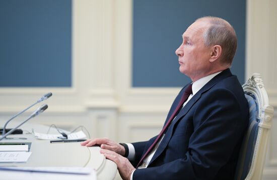 Russia Putin International Climate Summit
