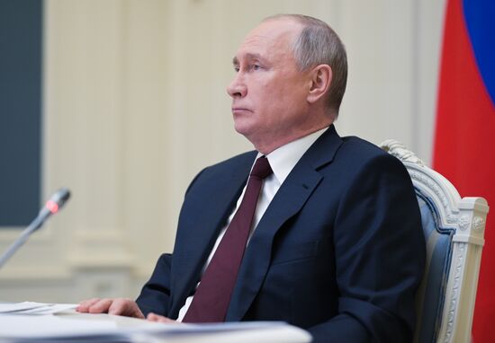 Russia Putin International Climate Summit