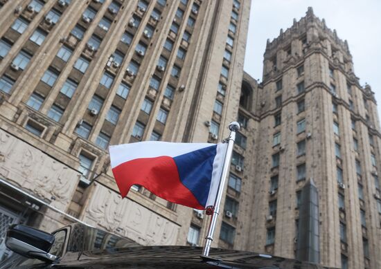 Russia Czech Republic Diplomats Expelling