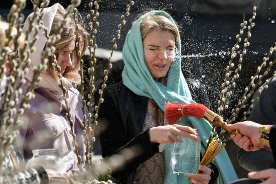 Ukraine DPR Palm Sunday