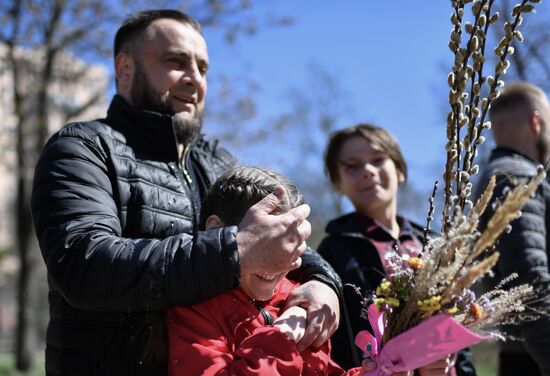 Ukraine DPR Palm Sunday