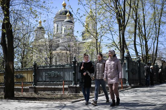 Ukraine DPR Palm Sunday