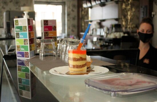 Hungary Coronavirus Vaccines Dessert