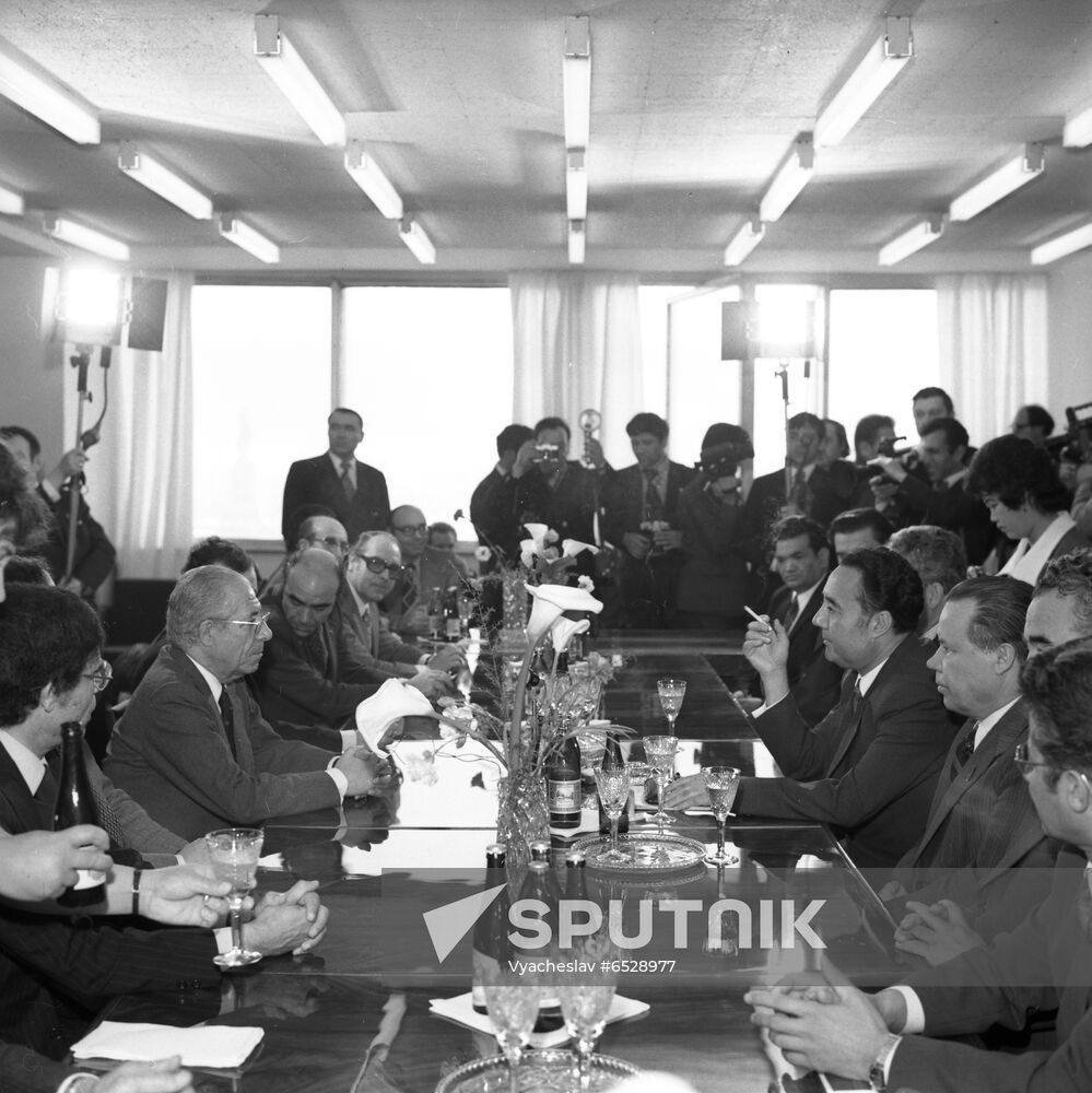 Tunisian Prime Minister Hedi Amara Nouira's visit to USSR