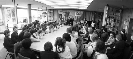Ambassador of Portugal to USSR Mario Neves at Moscow's Palace of Young Pioneers and Schoolchildren