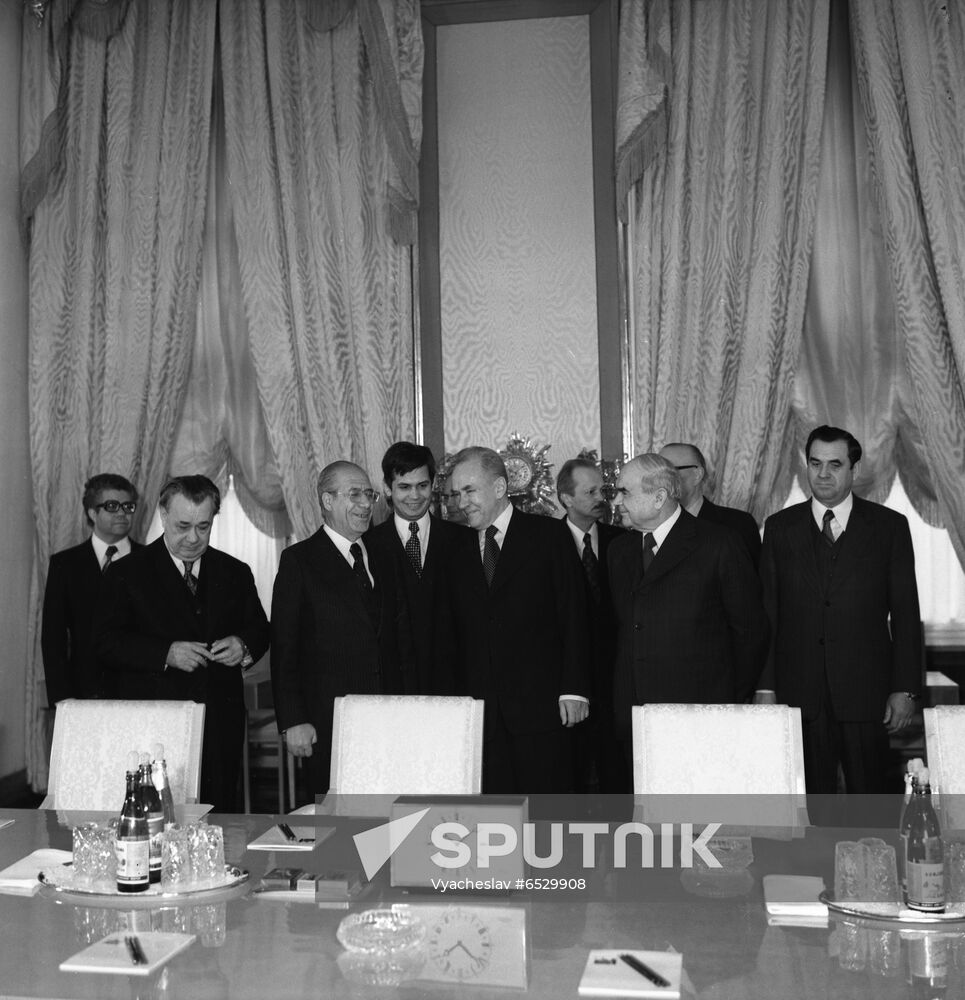 Tunisian Prime Minister Hedi Amara Nouira's visit to USSR