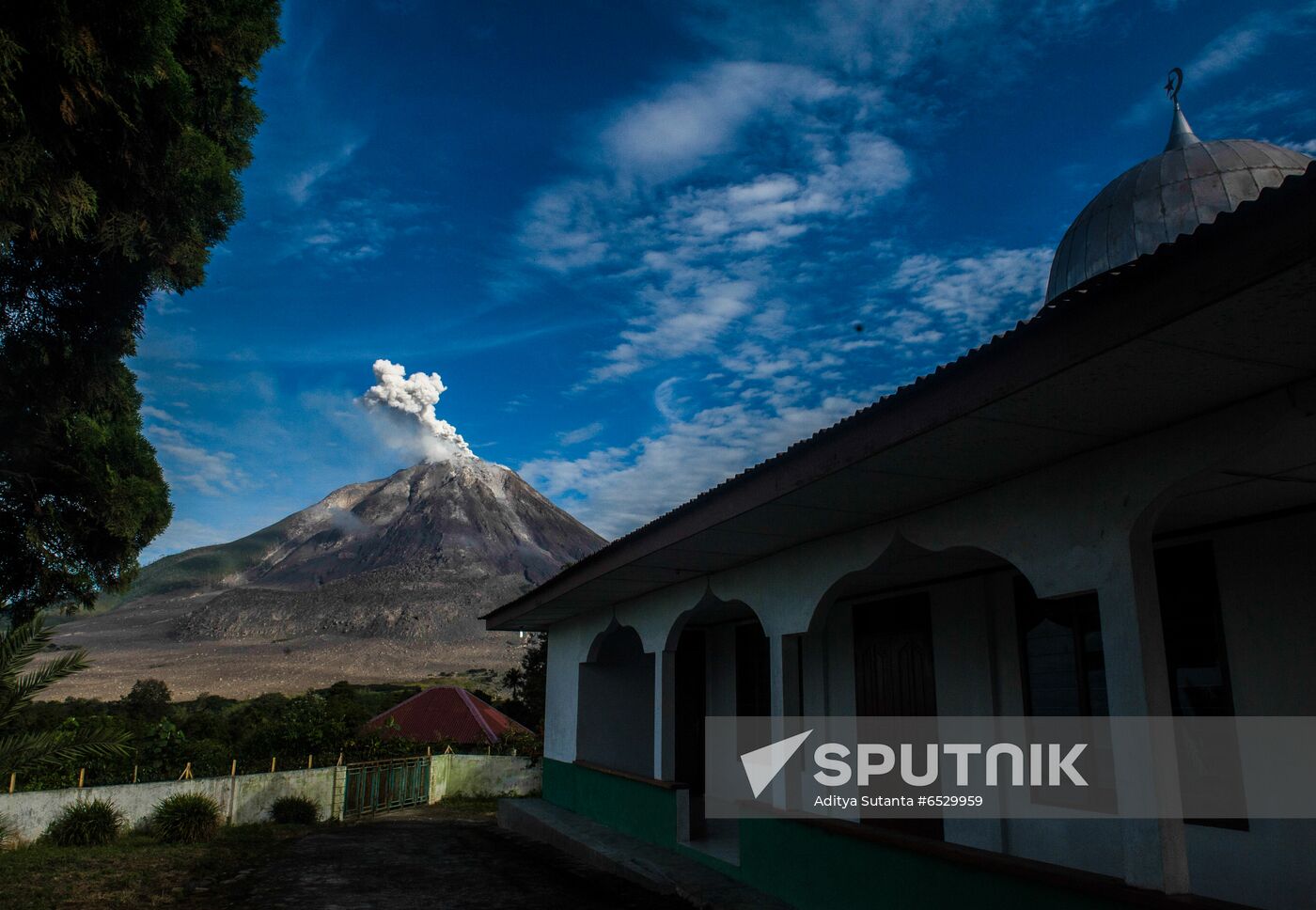 Indonesia Volcano Eruption