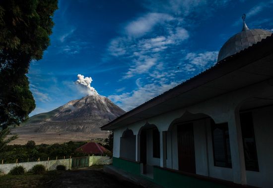 Indonesia Volcano Eruption