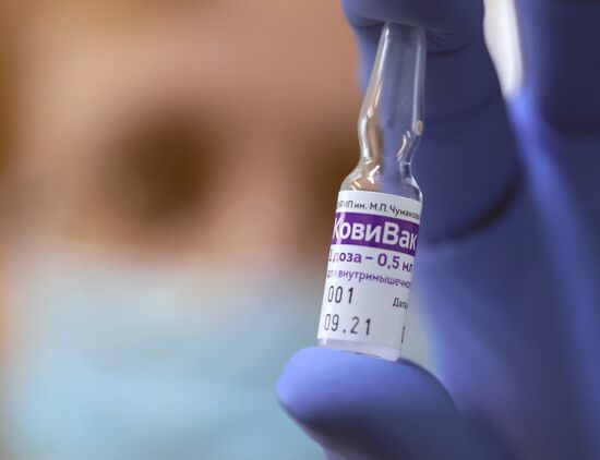 Russia Coronavirus Vaccination 