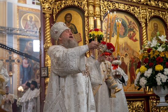 Worldwide Orthodox Easter